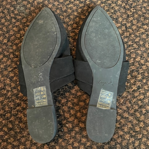 Women’s shoes - Picture 3 of 4